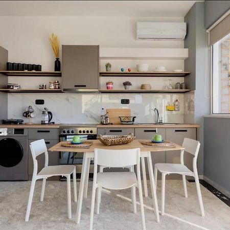 Loft With Private Parking Leilighet Athen Eksteriør bilde