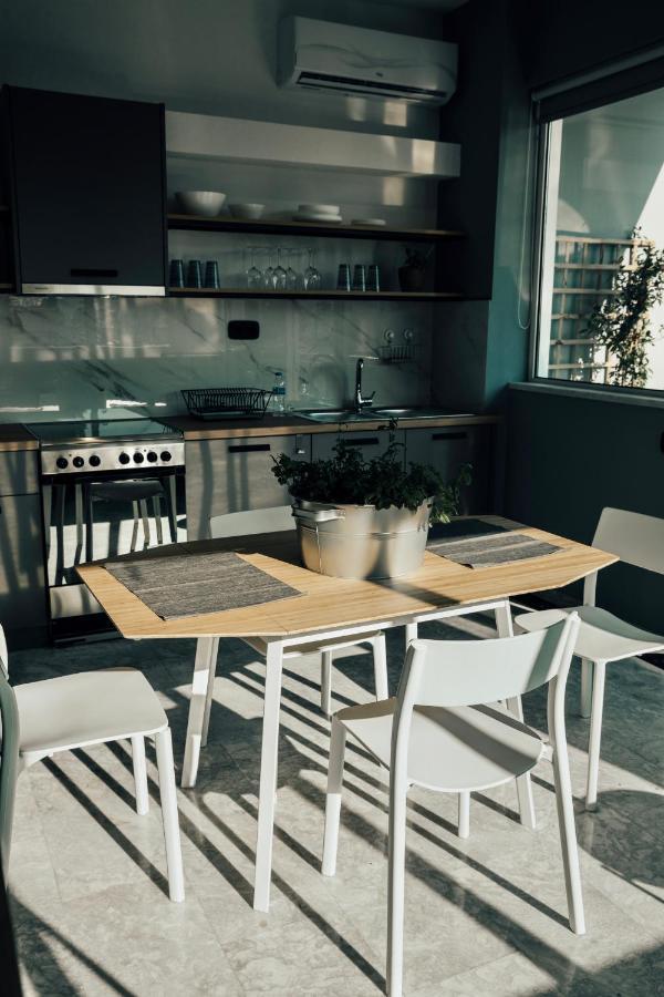 Loft With Private Parking Leilighet Athen Eksteriør bilde